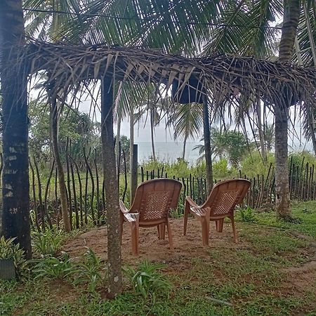 Tehan Homestay Zuid-Dikwella Buitenkant foto