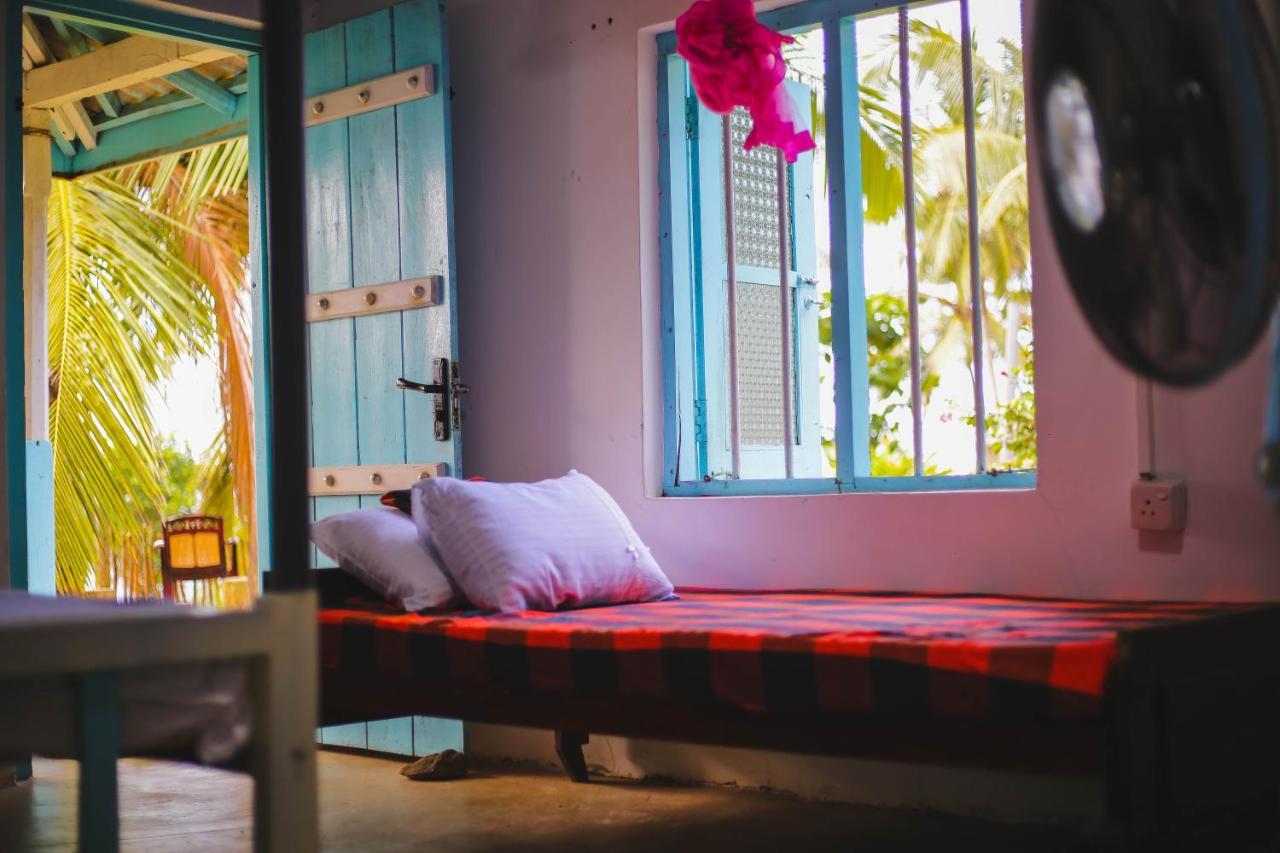 Tehan Homestay Zuid-Dikwella Buitenkant foto