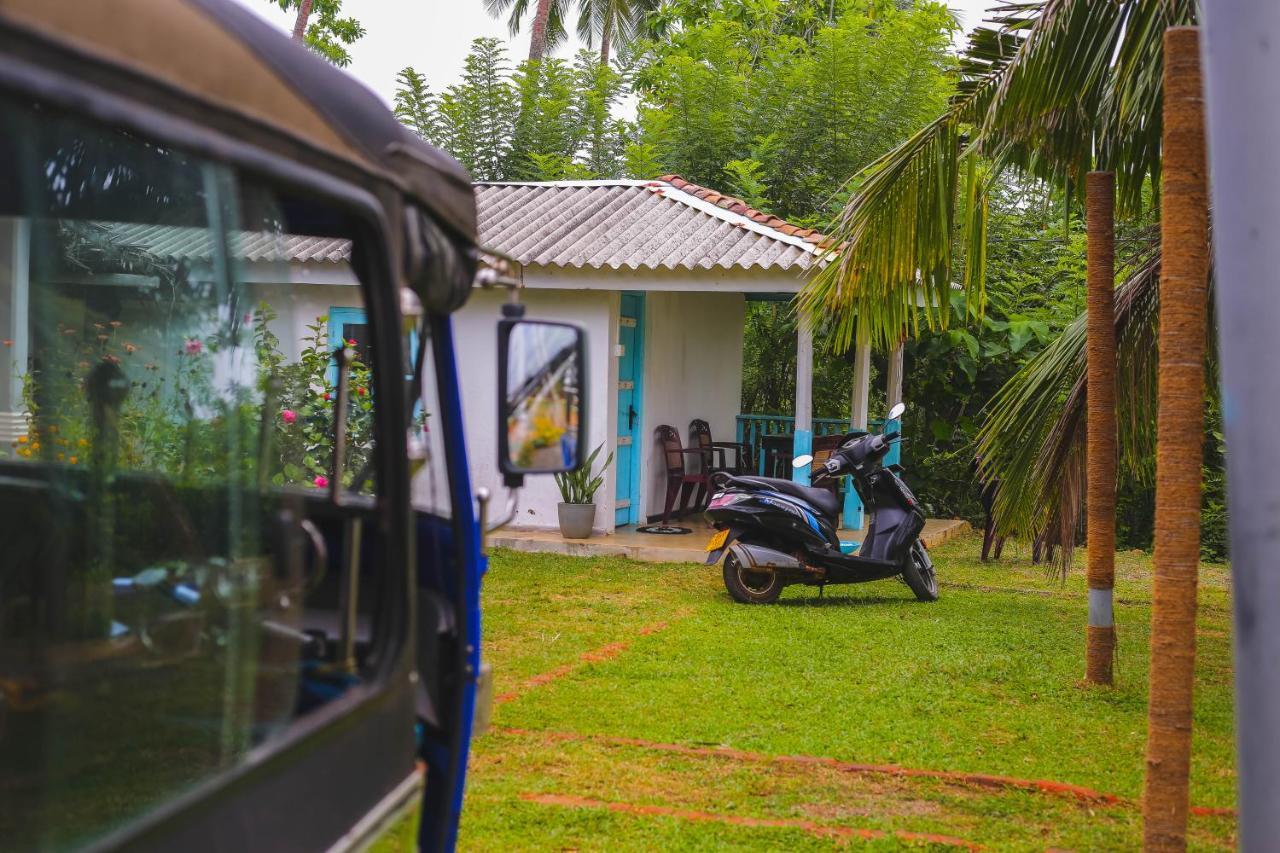 Tehan Homestay Zuid-Dikwella Buitenkant foto